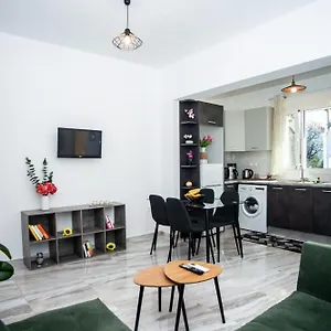 https://el-mar-apartment.kefaloniahotels.net
