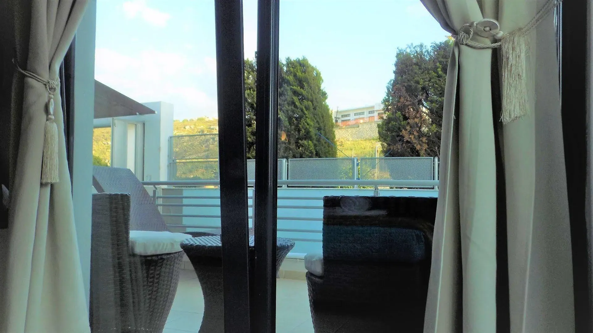 Rethymno Hills Aparthotel Ретимно